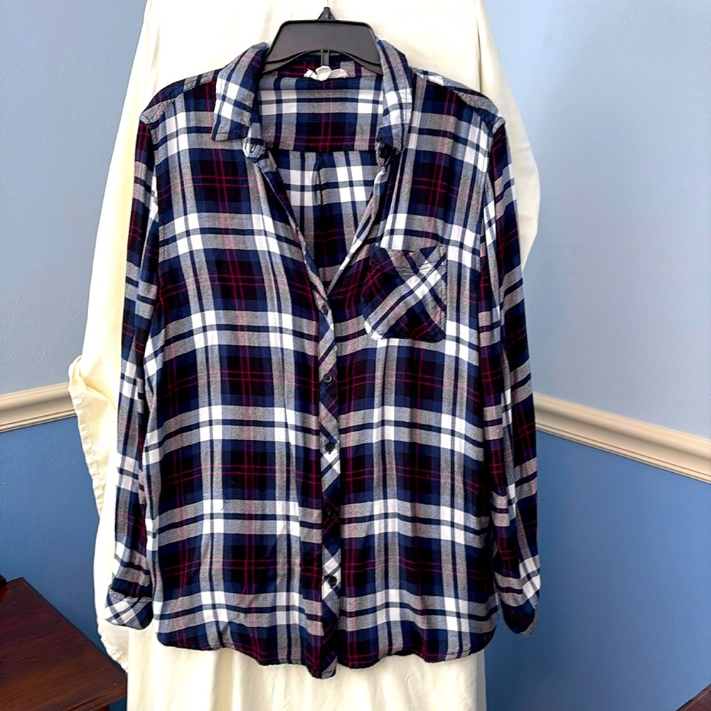 Long sleeve soft flannel shirt